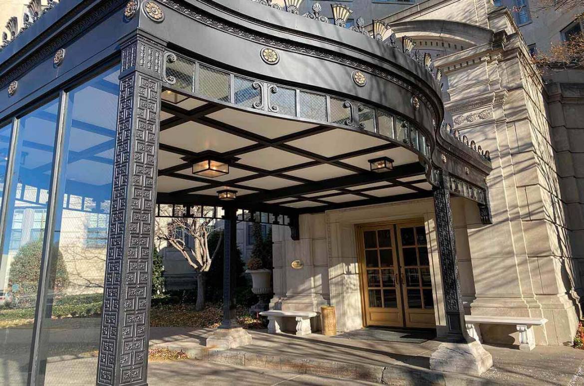 Painted Porte Cochere 510 Groveland Building Entrance